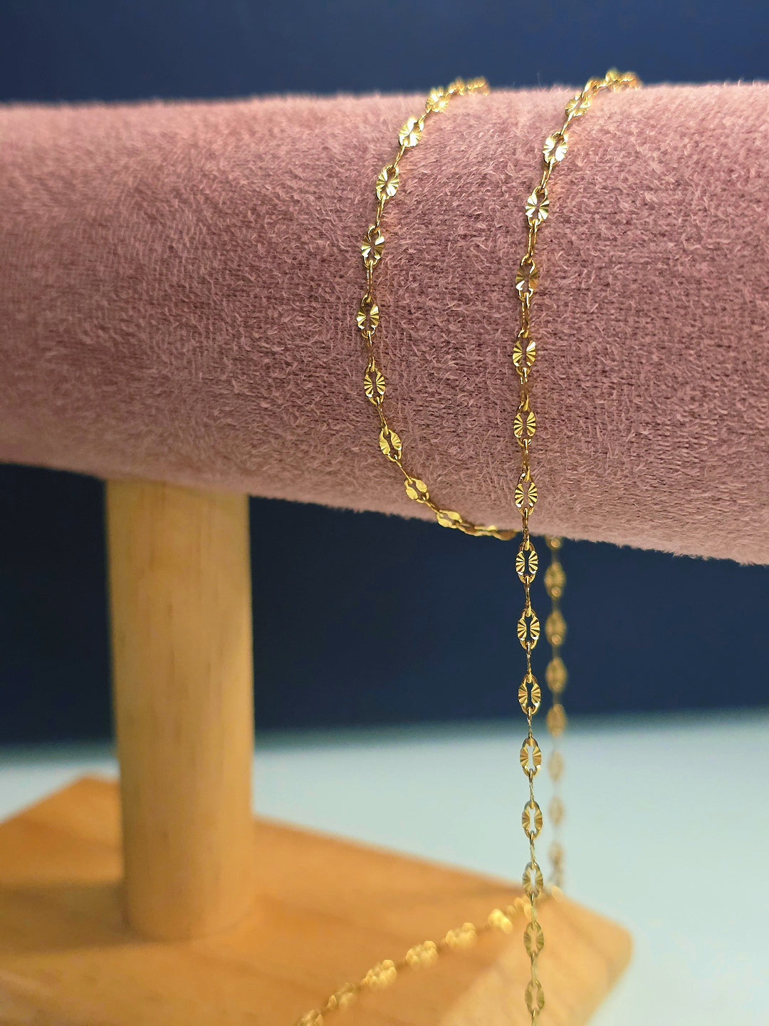 Gold lip chain