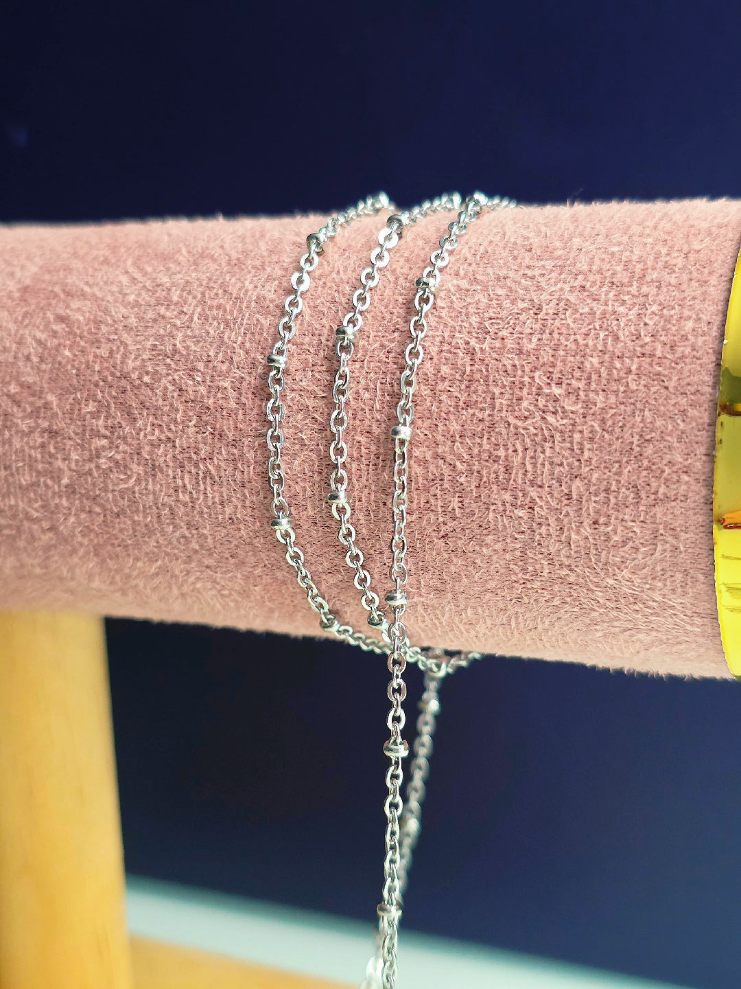 Satellite chain