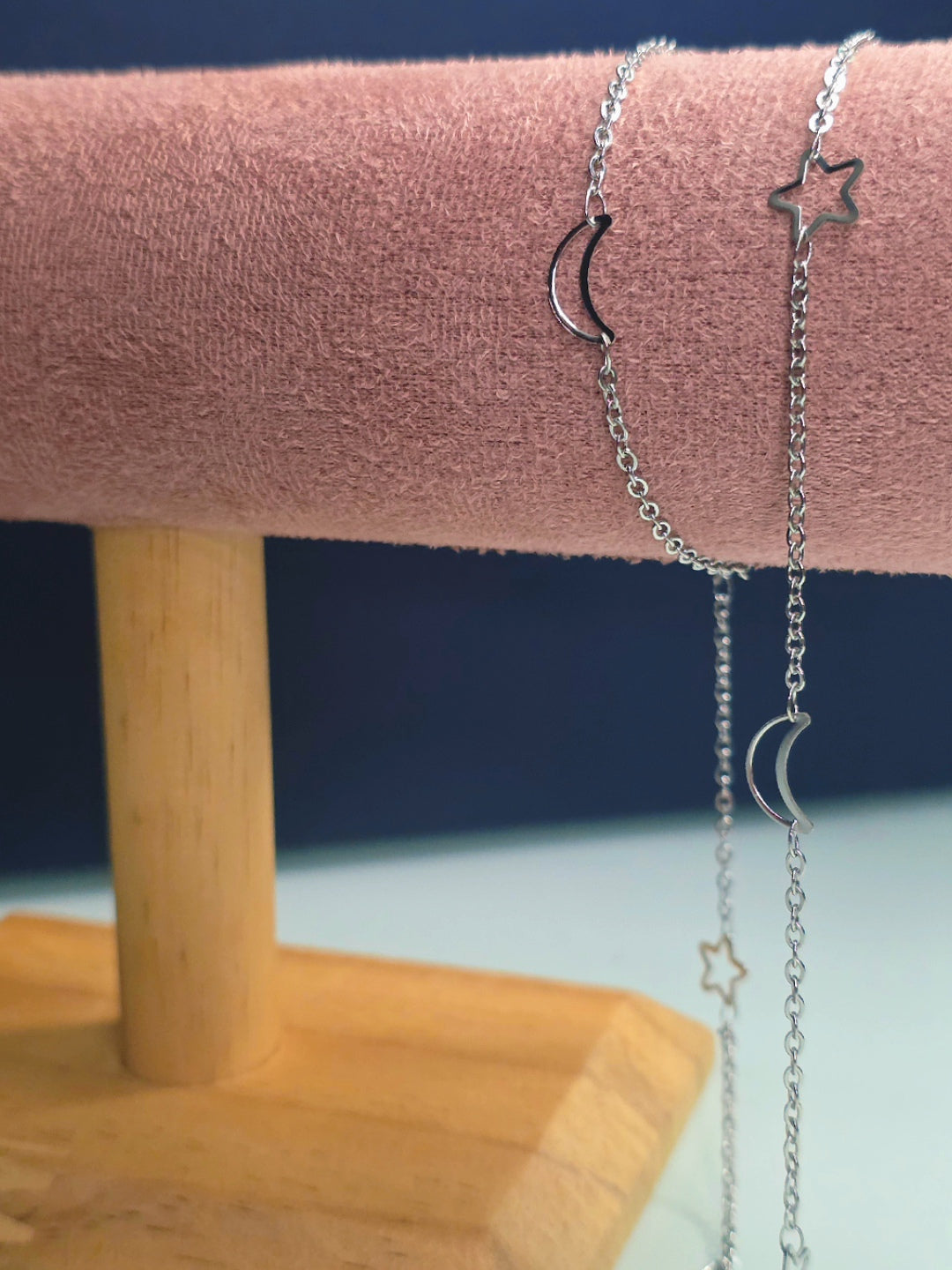 Moon & star chain