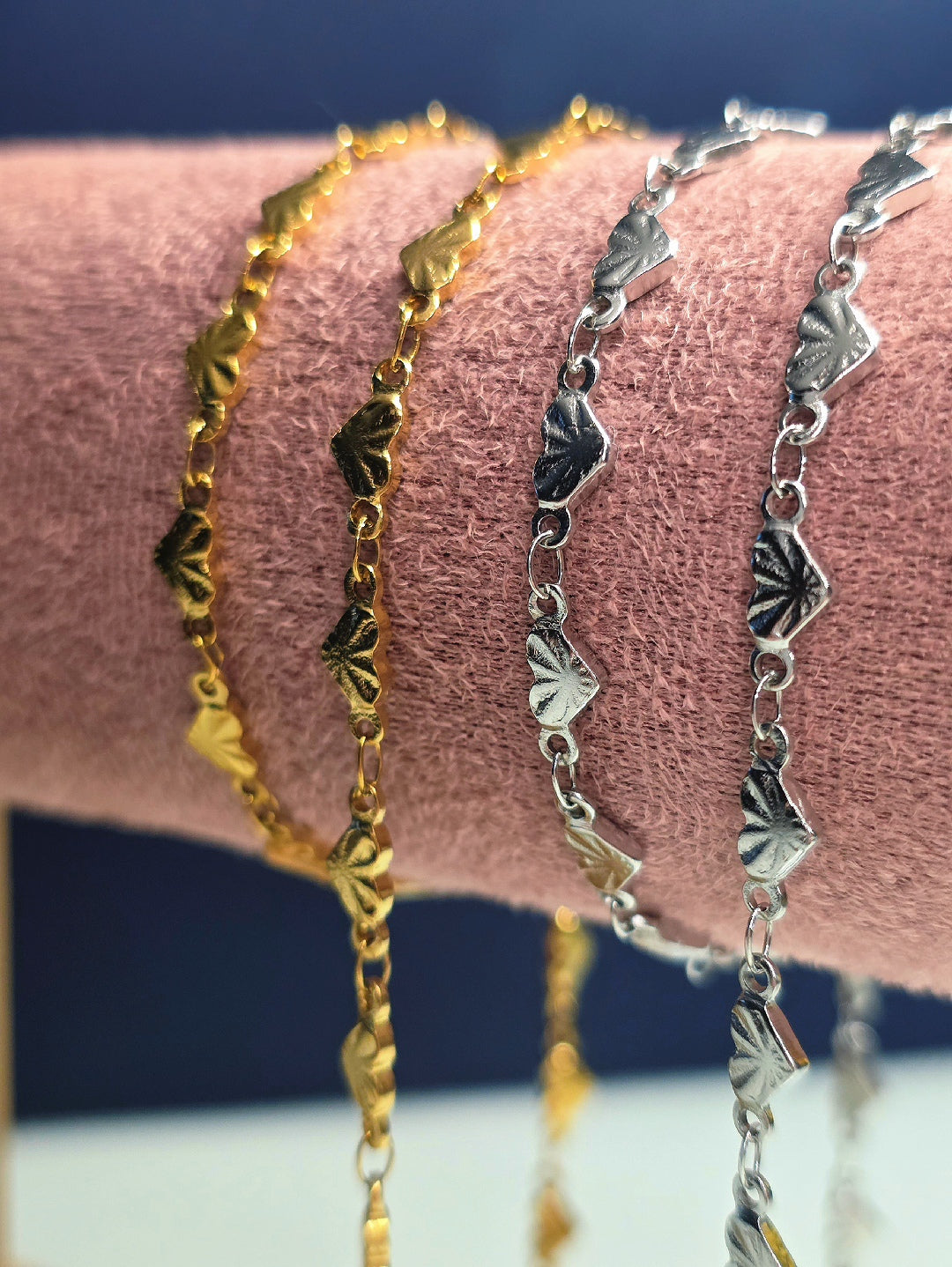 Solid heart chain