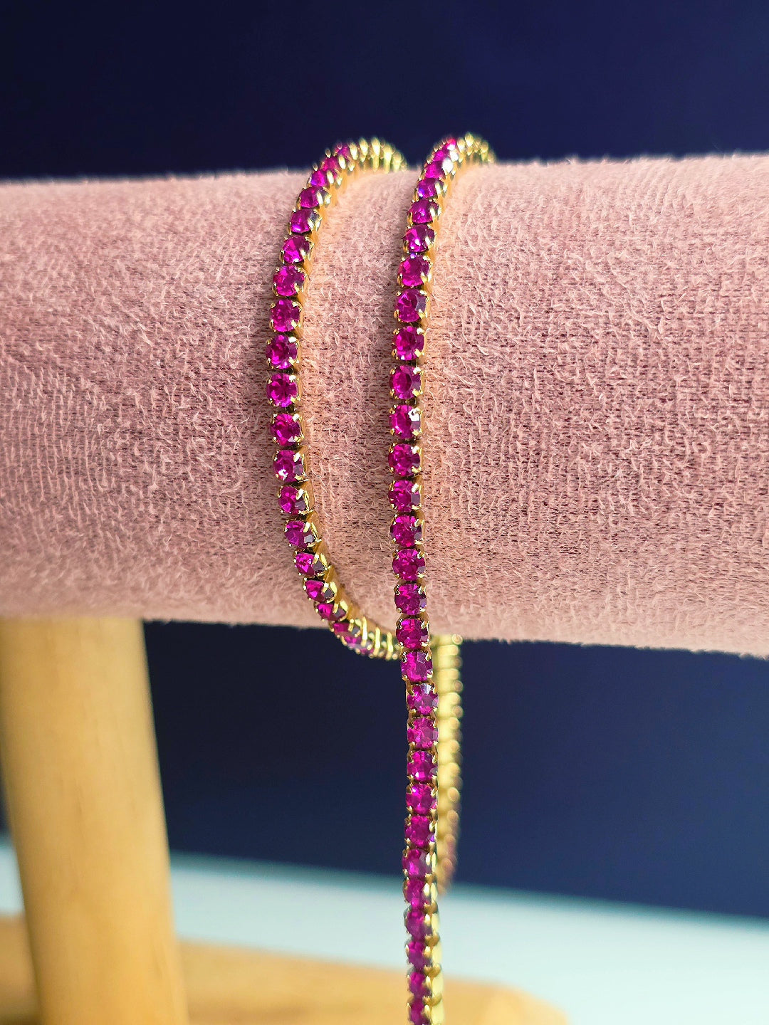 Fuchsia tennis chain